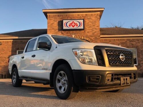 2017 Nissan Titan Crew Cab at Auto Masters