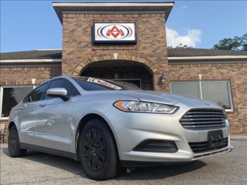 2013 Ford Fusion at Auto Masters