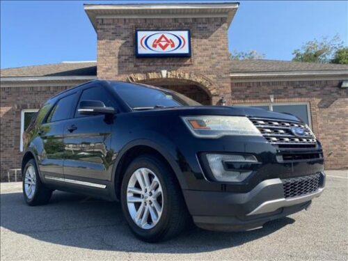 2016 Ford Explorer at Auto Masters