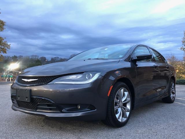 2015 Chrysler 200 - Image 7