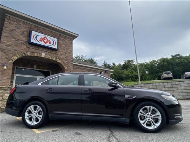 2014 Ford Taurus - Image 2