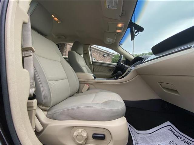 2014 Ford Taurus - Image 14