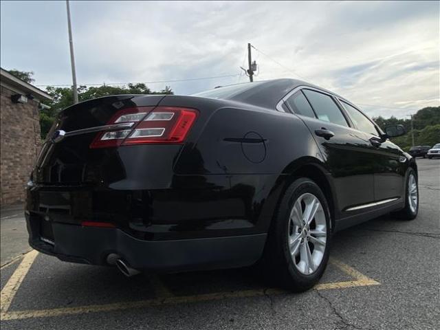 2014 Ford Taurus - Image 19