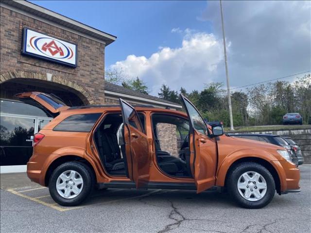2011 Dodge Journey - Image 19