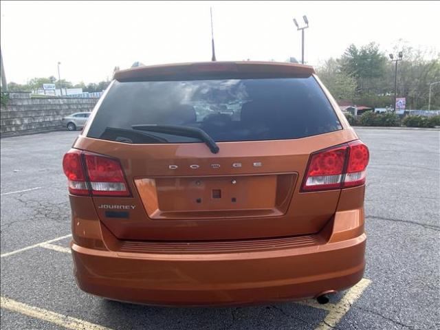 2011 Dodge Journey - Image 4