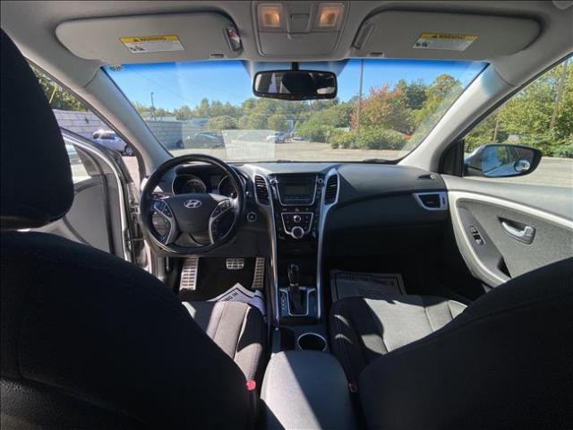 2013 Hyundai Elantra - Image 12