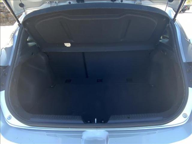 2013 Hyundai Elantra - Image 17