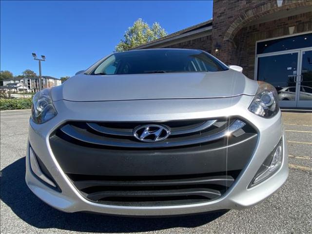 2013 Hyundai Elantra - Image 8