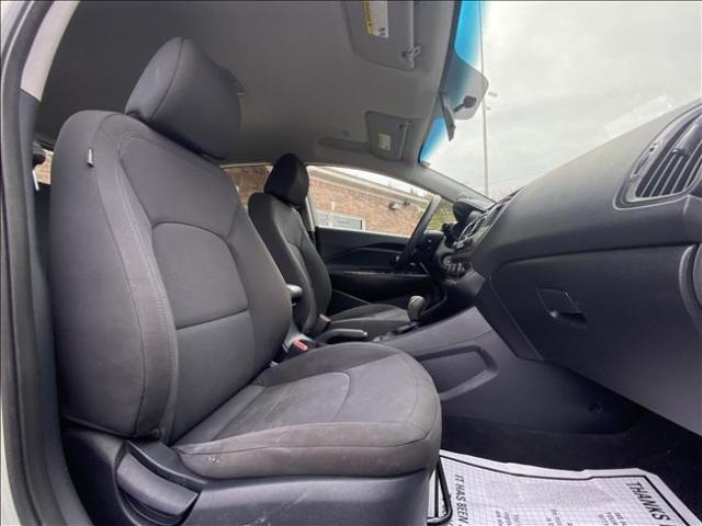 2013 Kia Rio - Image 16