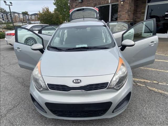 2013 Kia Rio - Image 18