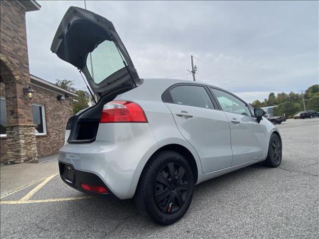 2013 Kia Rio - Image 21