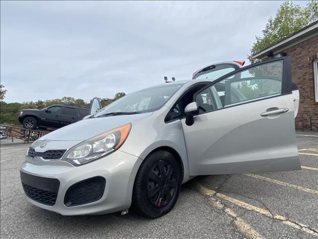 2013 Kia Rio - Image 24