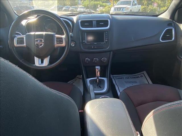 2011 Dodge Avenger - Image 11