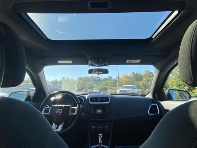 2011 Dodge Avenger - Image 12