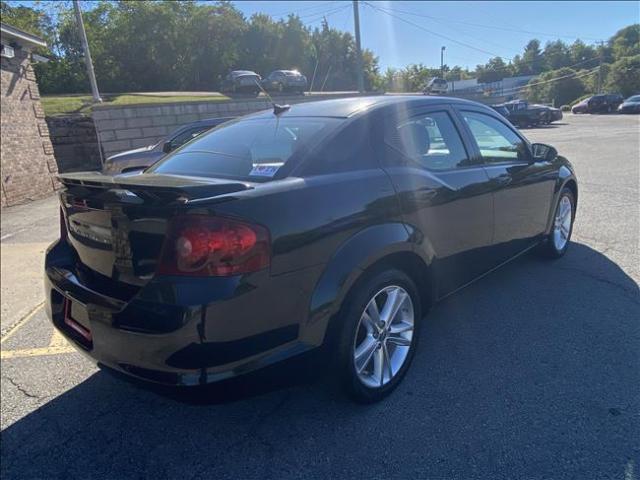 2011 Dodge Avenger - Image 3