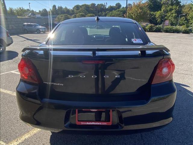 2011 Dodge Avenger - Image 4