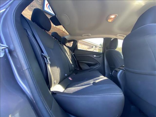 2016 Dodge Dart - Image 16