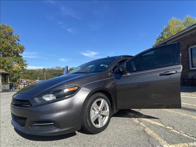 2016 Dodge Dart - Image 24