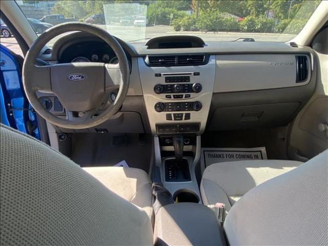 2011 Ford Focus - Image 11