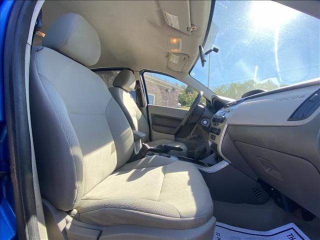 2011 Ford Focus - Image 16