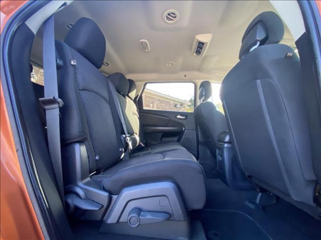 2011 Dodge Journey - Image 15