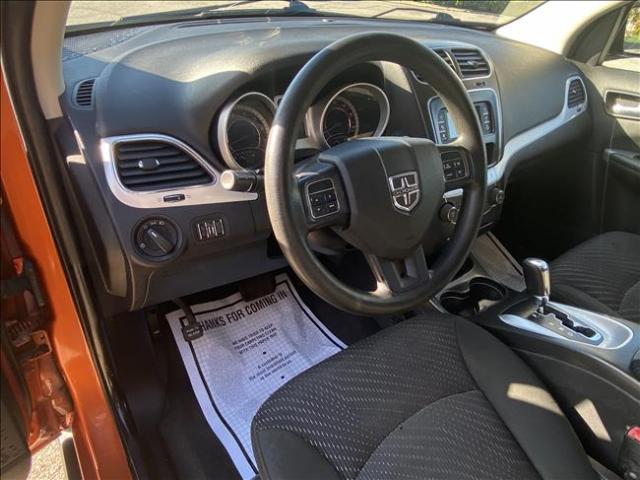 2011 Dodge Journey - Image 10