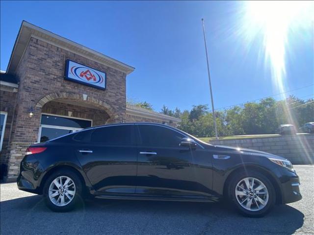 2016 Kia Optima - Image 2