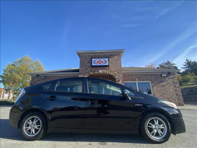 2010 Toyota Prius - Image 2