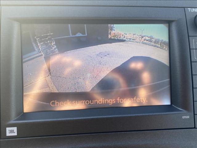 2010 Toyota Prius - Image 15