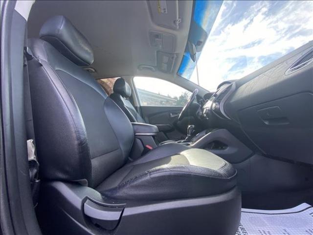 2014 Hyundai Tucson - Image 16