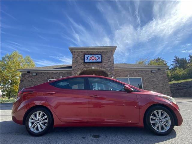 2015 Hyundai Elantra - Image 2