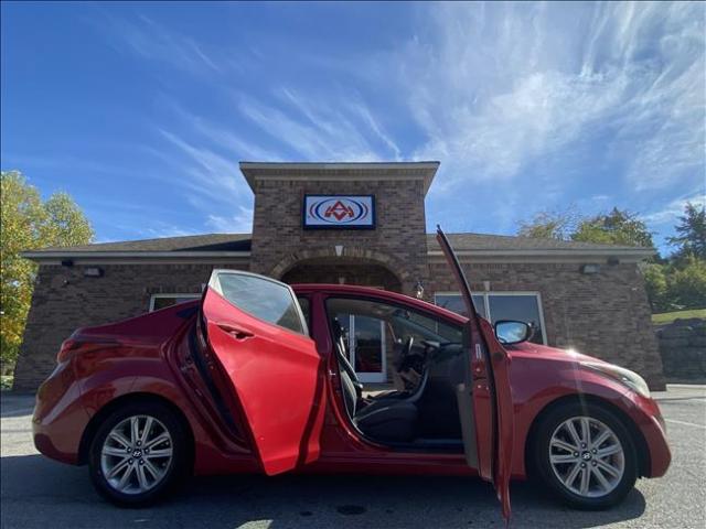 2015 Hyundai Elantra - Image 20