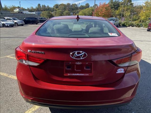 2015 Hyundai Elantra - Image 4