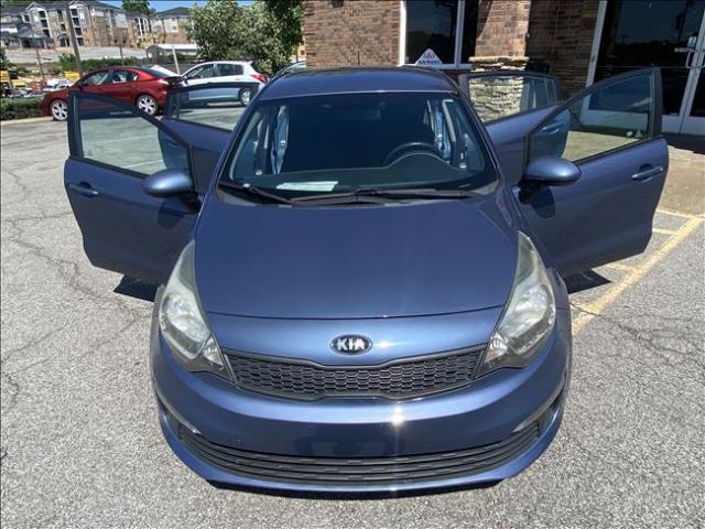 2016 Kia Rio - Image 16