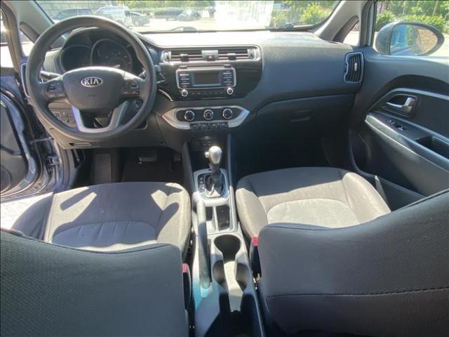 2016 Kia Rio - Image 10