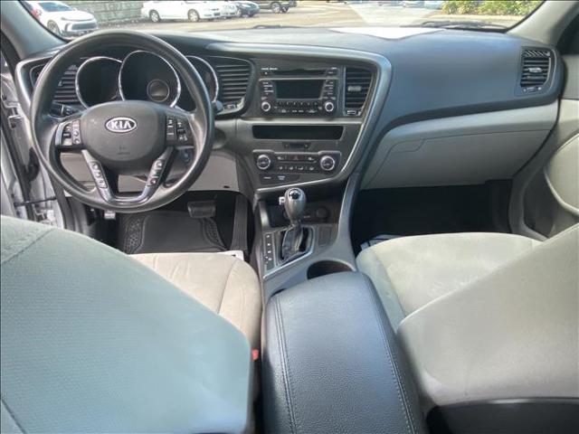 2012 Kia Optima - Image 11