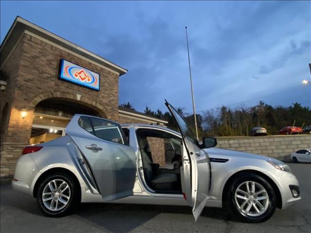 2012 Kia Optima - Image 19