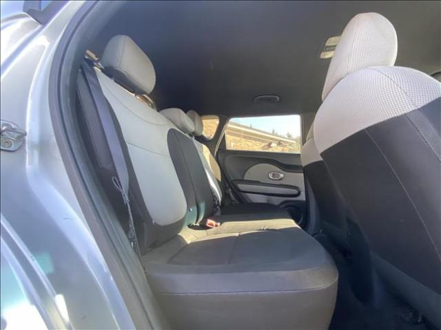2015 Kia Soul - Image 12