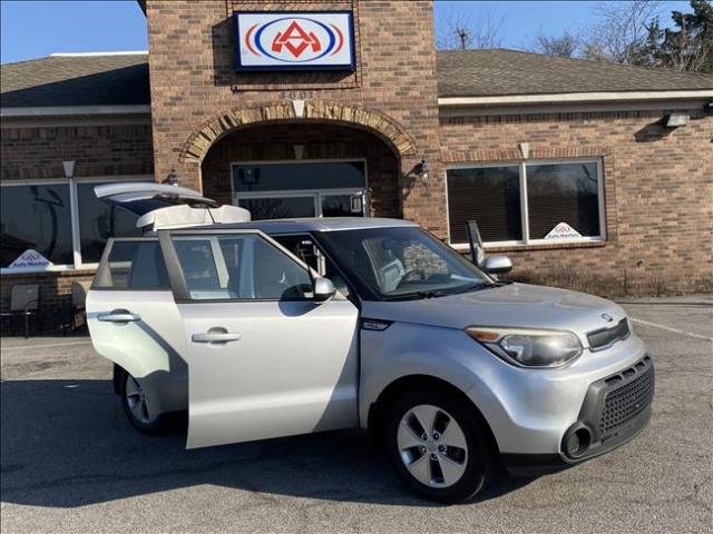 2015 Kia Soul - Image 16