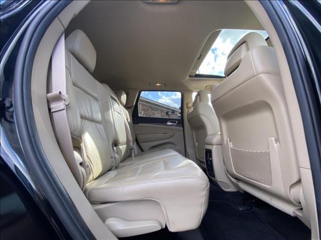 2014 Jeep Grand Cherokee - Image 16