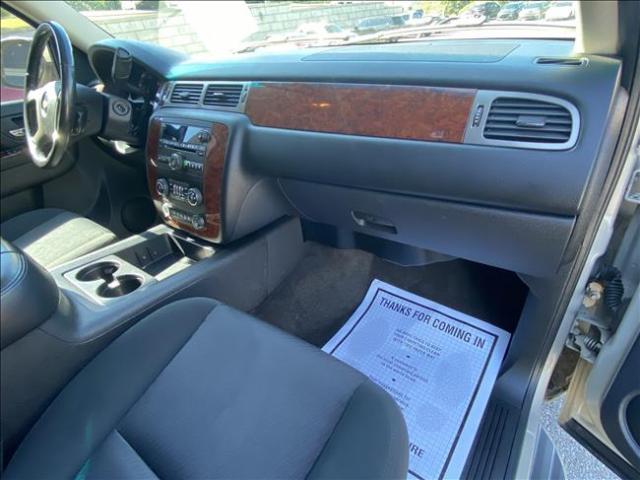 2012 Chevrolet Suburban 1500 - Image 13