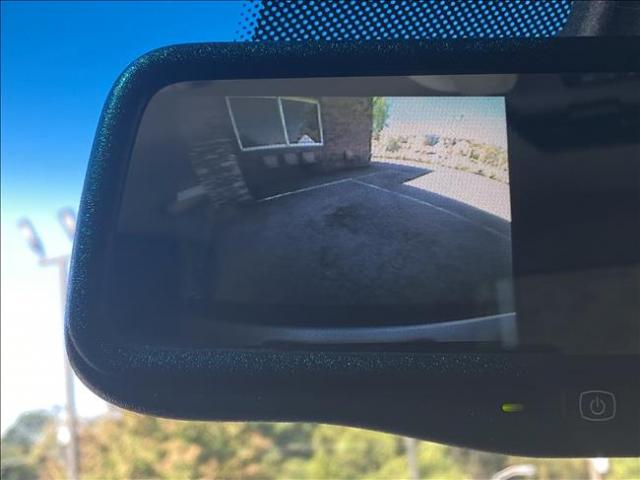 2012 Chevrolet Suburban 1500 - Image 14