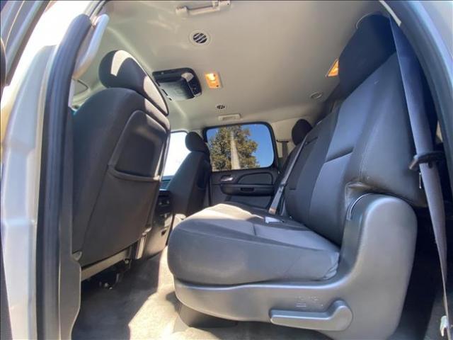 2012 Chevrolet Suburban 1500 - Image 15
