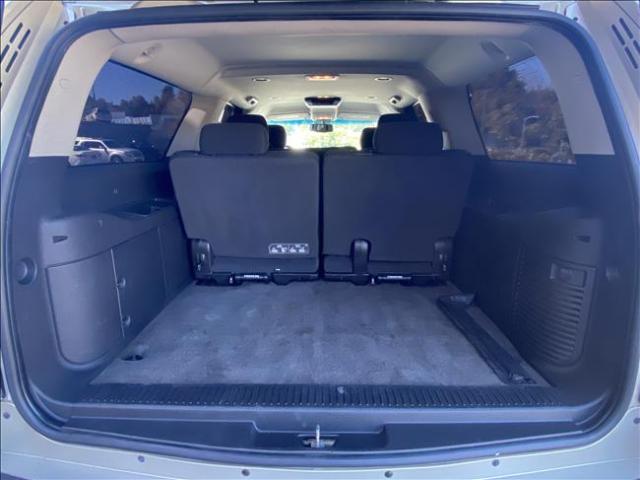 2012 Chevrolet Suburban 1500 - Image 19