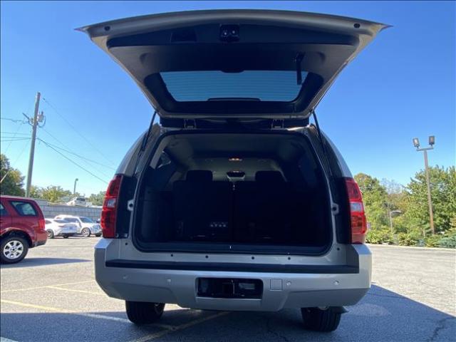 2012 Chevrolet Suburban 1500 - Image 24
