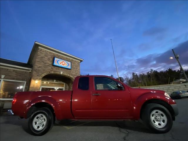 2012 Nissan Frontier King Cab - Image 2