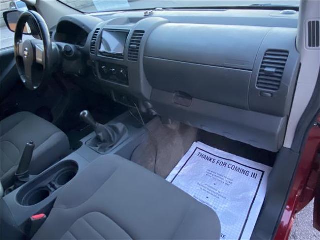 2012 Nissan Frontier King Cab - Image 13