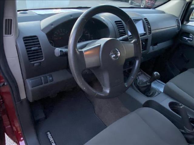 2012 Nissan Frontier King Cab - Image 10