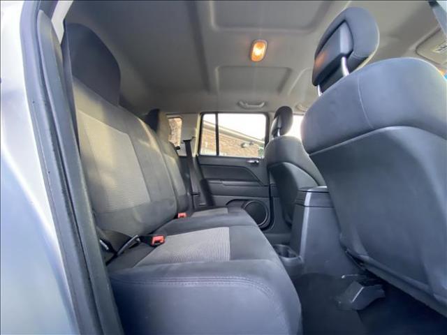 2011 Jeep Compass - Image 15