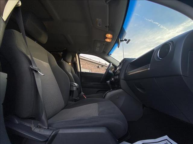 2011 Jeep Compass - Image 16
